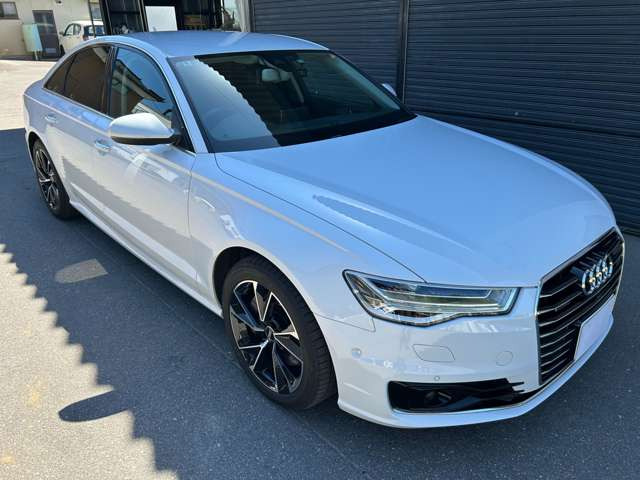 A62.0 TFSI クワトロ 4WD
