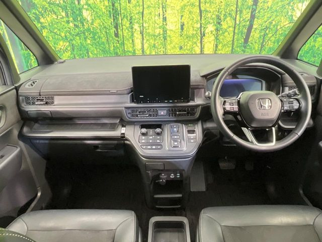 ステップワゴン2.0 e:HEV スパーダ プレミアムライン