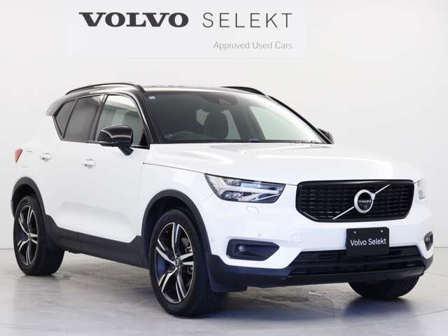 XC40T4 AWD Rデザイン 4WD