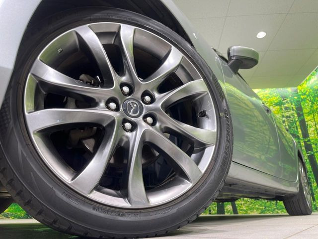 �y����19�C���`�A���~�z�C�[���z�O�ςɃ}�b�`���������A���~�z�C�[���𑕒����Ă���܂��B�e��ЊO�A���~�z�C�[����A�X�^�b�h���X�^�C�����戵�����Ă���܂��B���񂲑��k����������