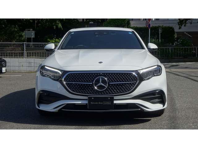 EクラスE220d アバンギャルド AMGラインパッケージ (ISG)