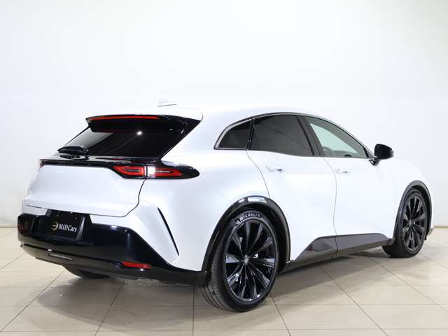 クラウンスポーツ2.5 Z E-Four 4WD