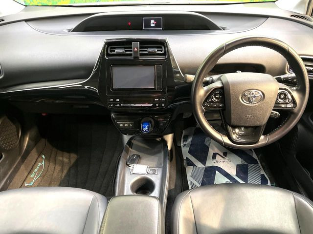 プリウス1.8 S ツーリングセレクション