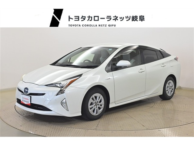 プリウス1.8 S セーフティ プラス