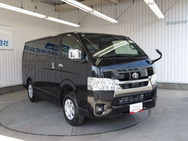 ハイエースバン2.8 スーパーGL ダークプライム S ロング ディーゼル 4WD