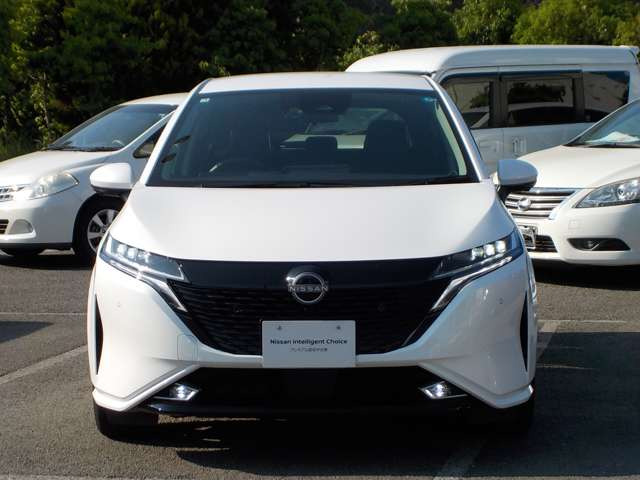 ノートオーラ1.2 G FOUR 4WD