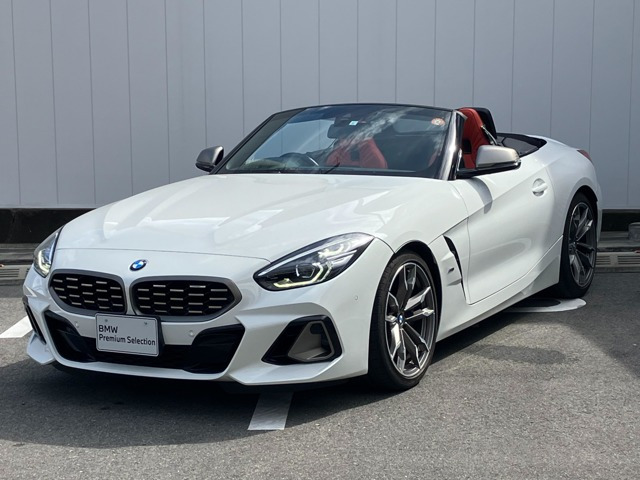 Z4M40i