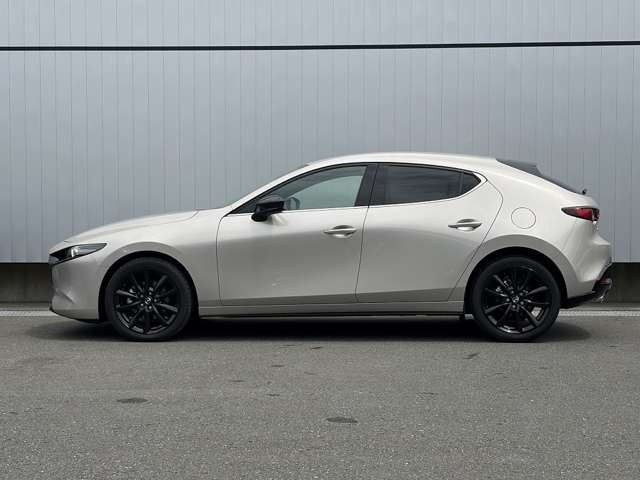 MAZDA3ファストバック