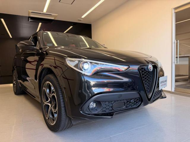 ステルヴィオ2.2 ターボ ディーゼル Q4 ヴェローチェ 4WD