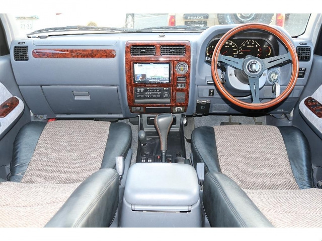 ランドクルーザープラド2.7 TX リミテッド 4WD