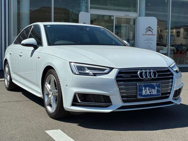A42.0 TFSI クワトロ スポーツ Sラインパッケージ 4WD