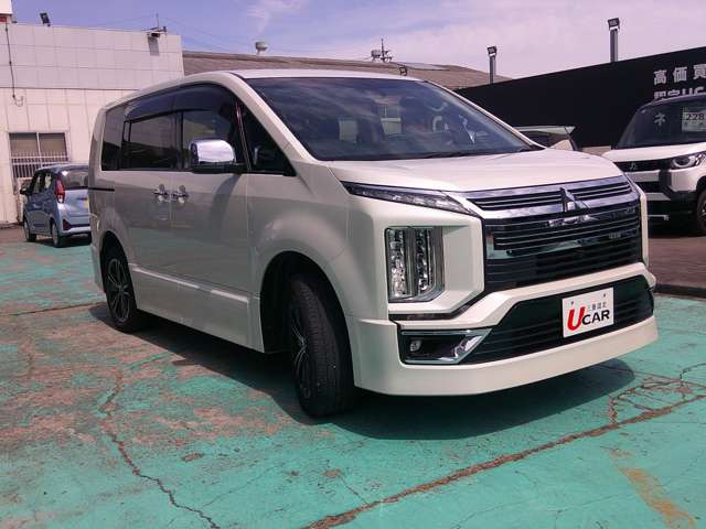 デリカD:5アーバンギア 2.2 G パワーパッケージ 4WD