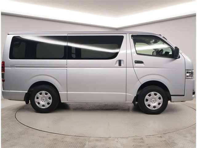ハイエースバン2.8 DX ロング GLパッケージ ディーゼル 4WD
