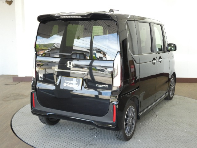N-BOX