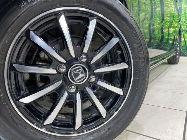 �y����14�C���`�A���~�z�C�[���z�O�ςɃ}�b�`���������A���~�z�C�[���𑕒����Ă���܂��B�e��ЊO�A���~�z�C�[����A�X�^�b�h���X�^�C�����戵�����Ă���܂��B���񂲑��k����������