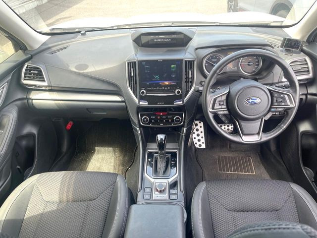 フォレスター2.0 アドバンス 4WD