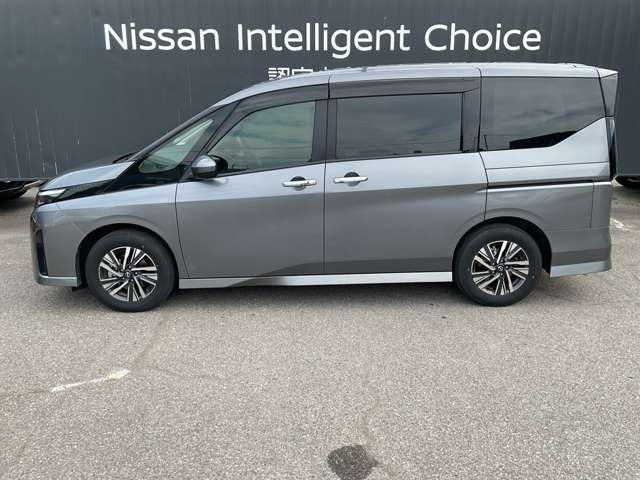 セレナ1.4 e-POWER ハイウェイスターV