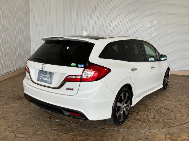 ジェイド1.5 RS