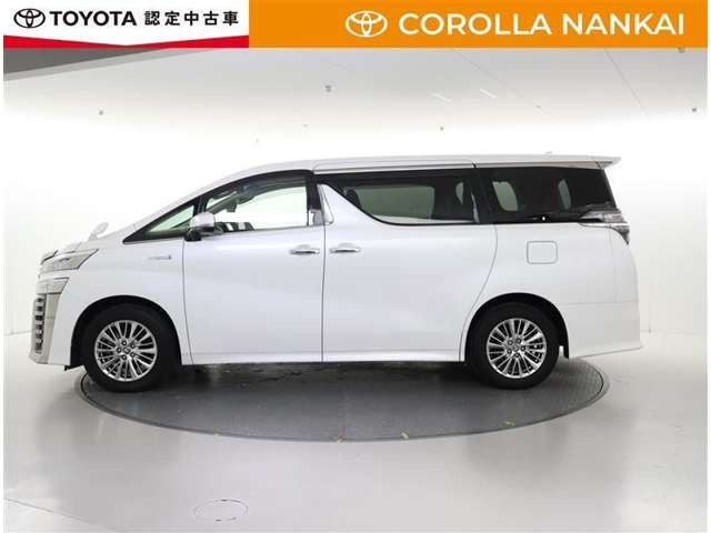 ヴェルファイアハイブリッド 2.5 ZR E-Four 4WD