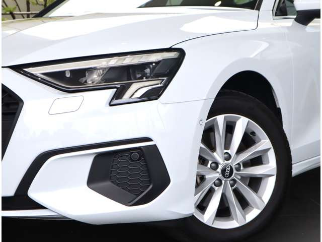 A3セダン30 TFSI