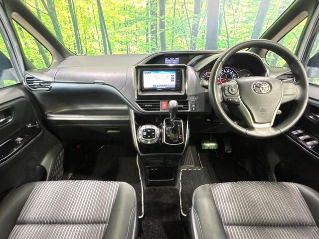 ヴォクシー2.0 ZS 煌