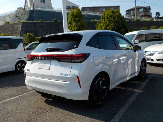 ノートオーラ1.2 G FOUR 4WD