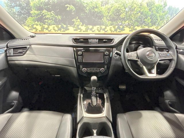 エクストレイル2.0 20Xi ハイブリッド