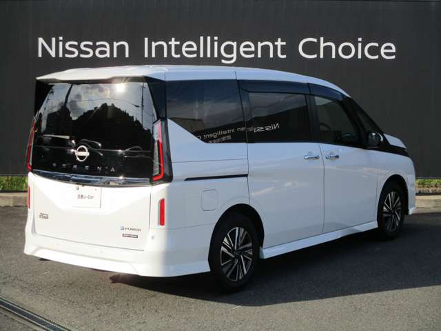 セレナ1.4 e-POWER ハイウェイスターV