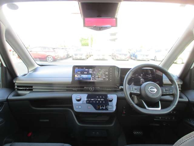 セレナ1.4 e-POWER ハイウェイスターV
