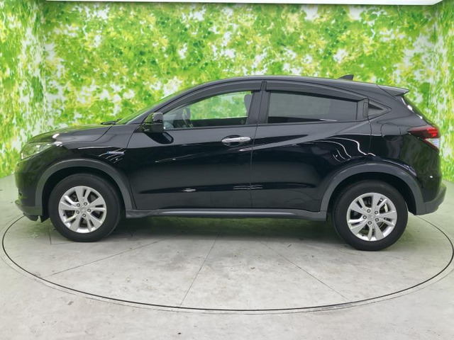 ヴェゼル1.5 ハイブリッド X ホンダセンシング 4WD