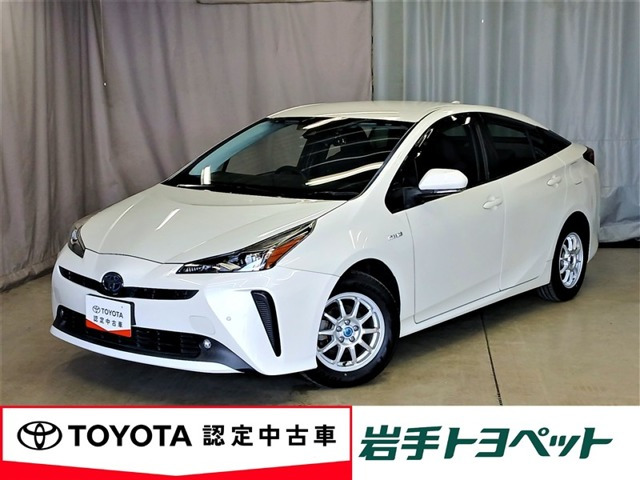 プリウス1.8 S E-Four 4WD