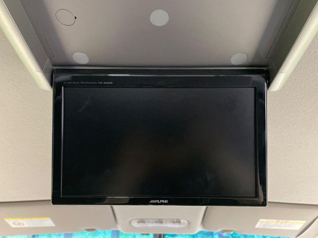 セレナ2.0 ハイウェイスター Vセレクション+Safety S-HYBRID