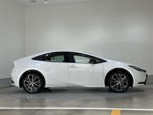 プリウス2.0 Z E-Four 4WD