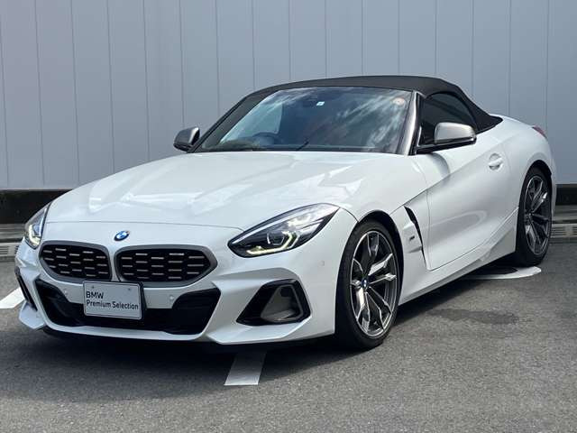 Z4M40i