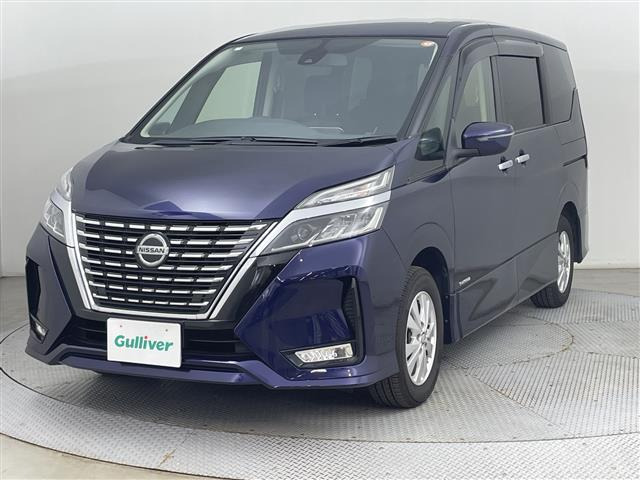 セレナ2.0 ハイウェイスターV 4WD