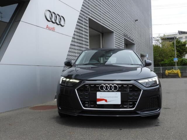 A1スポーツバック25 TFSI アドバンスド