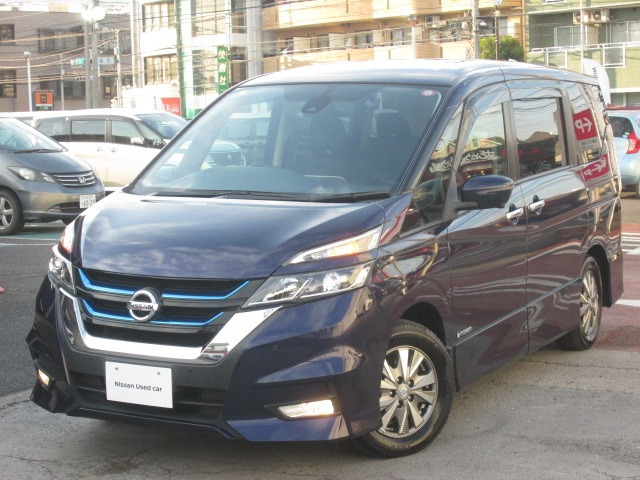 セレナ1.2 e-POWER ハイウェイスターV セカンドスライドアップシート