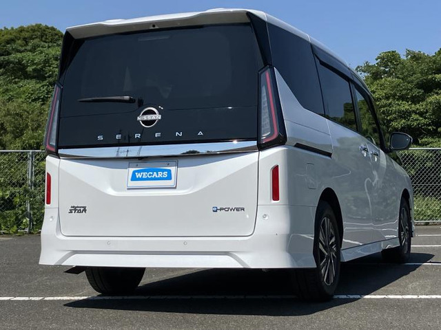 セレナ1.4 e-POWER ハイウェイスターV