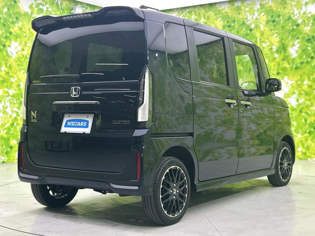 N-BOXカスタムターボ コーディネートスタイル モノトーン 4WD