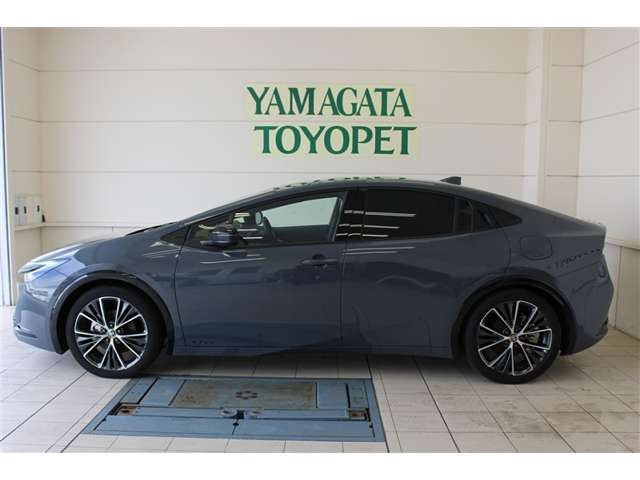 プリウス2.0 Z E-Four 4WD