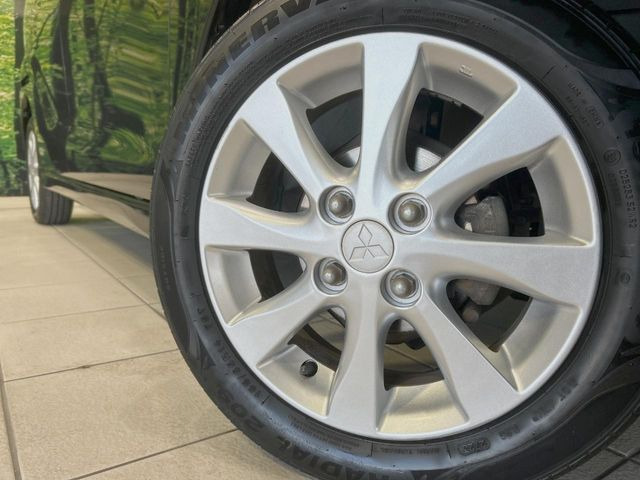 �y����14�C���`�A���~�z�C�[���z�O�ςɃ}�b�`���������A���~�z�C�[���𑕒����Ă���܂��B�e��ЊO�A���~�z�C�[����A�X�^�b�h���X�^�C�����戵�����Ă���܂��B���񂲑��k����������