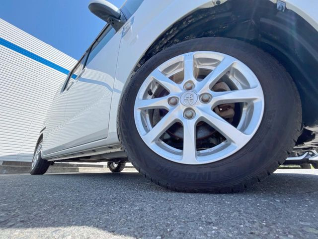 �y�����A���~�z�C�[���z�O�ςɃ}�b�`���������A���~�z�C�[���𑕒����Ă���܂��B�e��ЊO�A���~�z�C�[����A�X�^�b�h���X�^�C�����戵�����Ă���܂��B���񂲑��k����������