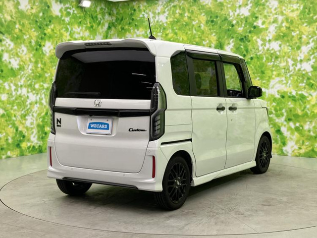 N-BOXカスタムL ターボ スタイルプラス ブラック