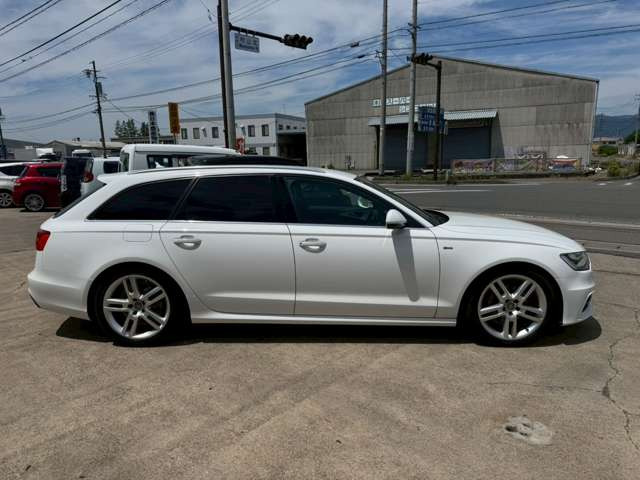 A6アバント2.8 FSI クワトロ Sライン パッケージ 4WD