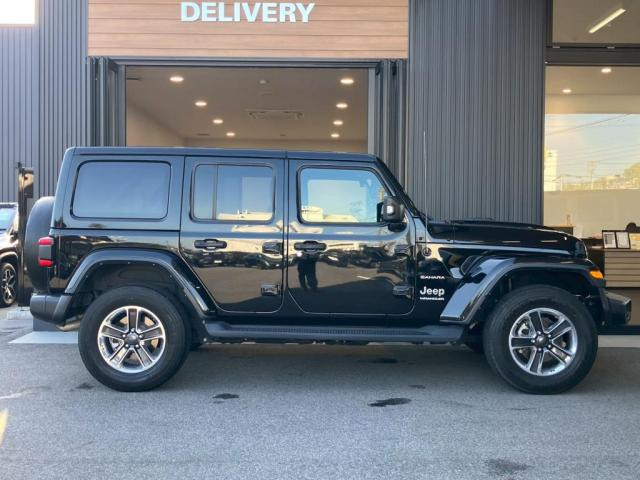 ラングラーアンリミテッド サハラ 4WD