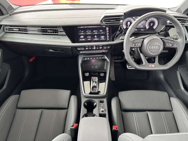 A3スポーツバック30 TFSI Sライン