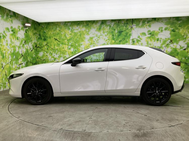 MAZDA3ファストバック1.8 XD ブラックトーンエディション