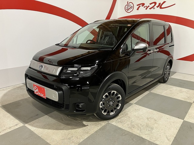 フリード1.5 e:HEV クロスター 4WD