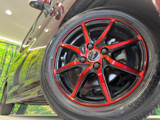 �y15�C���`�A���~�z�C�[���z�O�ςɃ}�b�`�����A���~�z�C�[���𑕒����Ă���܂��B�e��A���~�z�C�[����A�X�^�b�h���X�^�C�����戵�����Ă���܂��B���񂲑��k����������