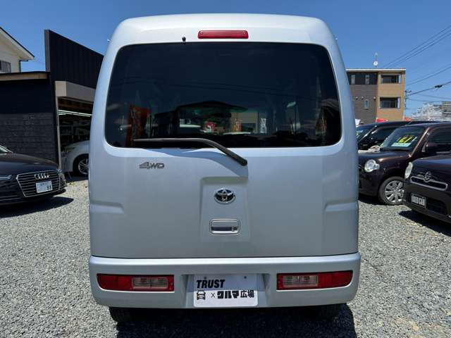 ピクシスバンクルーズ ハイルーフ 4WD